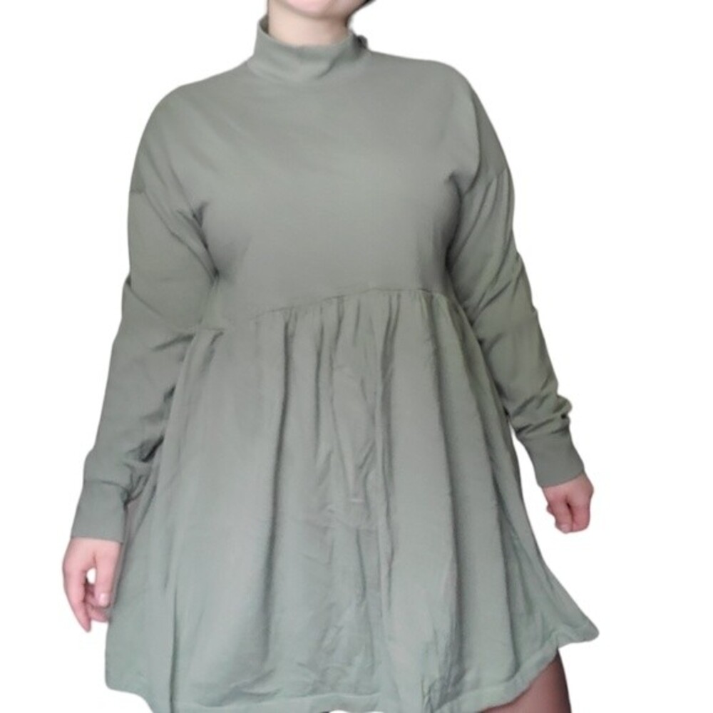 Forever 21 Turtleneck Fit & Flare Minimalist Layering Mini Dress Size‎ Medium